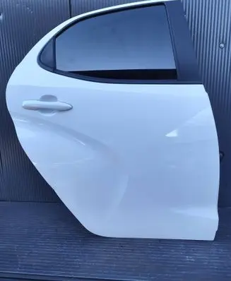 Toyota Yaris XP210 Rear door YARISIVDRZWI