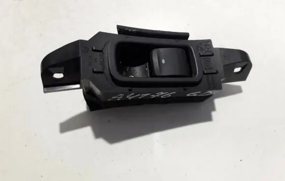 Subaru Outback Electric window control switch 94263ag040