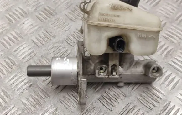 Opel Zafira A Master brake cylinder 2442