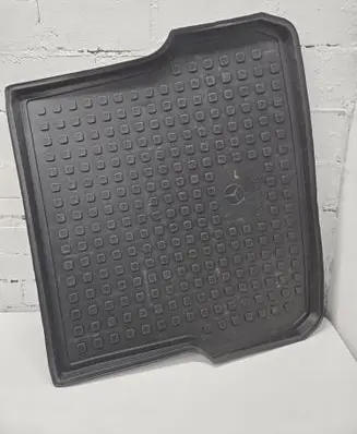 Trunk/boot mat liner