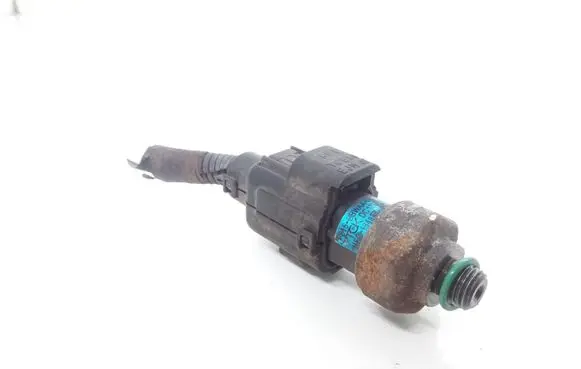 Air conditioning (A/C) pressure sensor