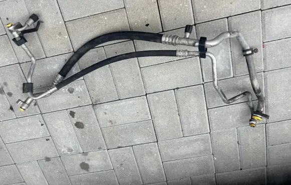 BMW 5 F10 F11 Air conditioning (A/C) pipe/hose 9175326 6453 082020405