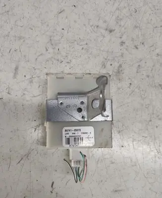 Toyota Avensis T250 Door control unit/module 8974105070
