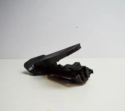 Volkswagen PASSAT CC Accelerator throttle pedal 1K2721503AE