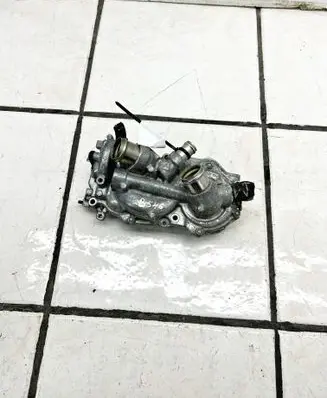 Volkswagen Polo VI Water pump 05E121042