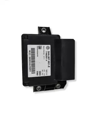 Volkswagen PASSAT B7 Hand brake control module 3AA907801E