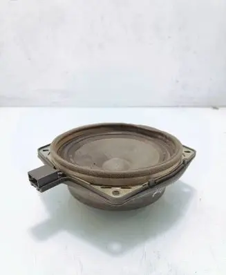 Hyundai Elantra Front door speaker 963302d700