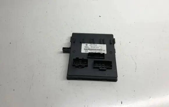 Audi A6 S6 C6 4F Central body control module 4F0907279