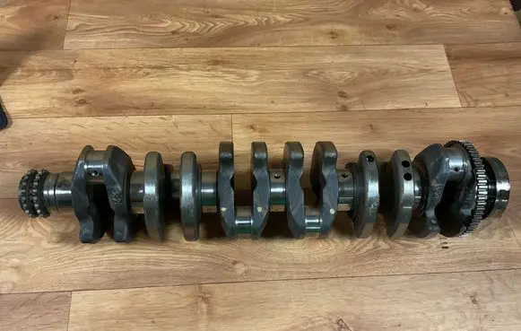BMW 5 E39 Crankshaft 2246863