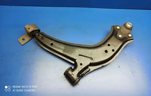 Citroen Xsara Front lower control arm/wishbone 40160500004 3521A8 MEYLE
