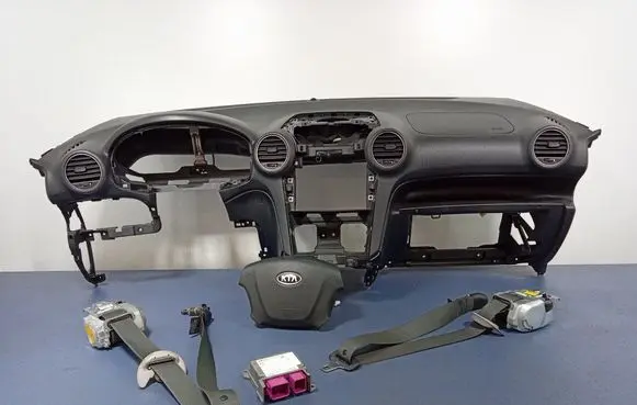 KIA Carens II Dashboard 973111D020