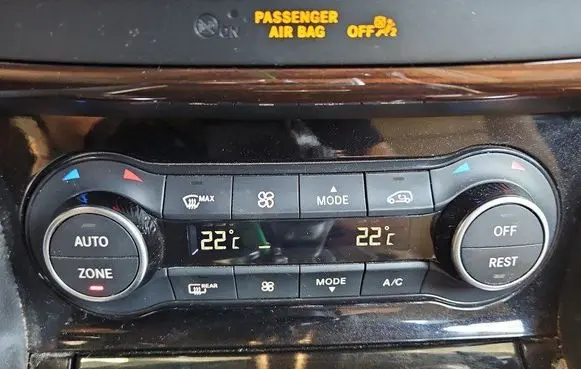 Infiniti Q30 Climate control/heater control trim A0919005101 IMPRK1468829