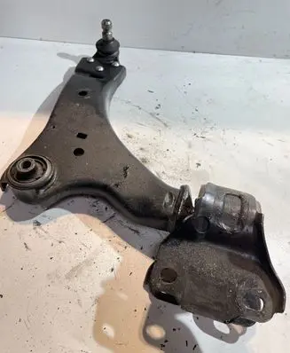 Volvo XC60 Front lower control arm/wishbone