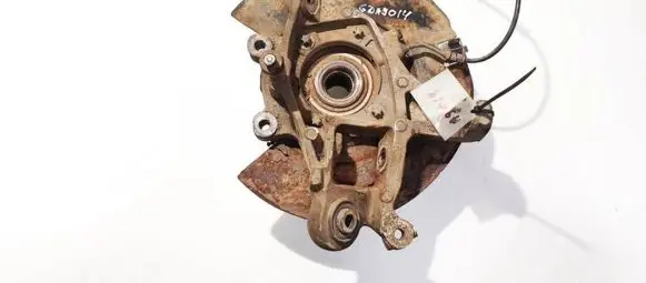 Dodge Magnum Rear wheel hub