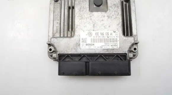 Volkswagen Tiguan Engine control unit/module 03C906026AK