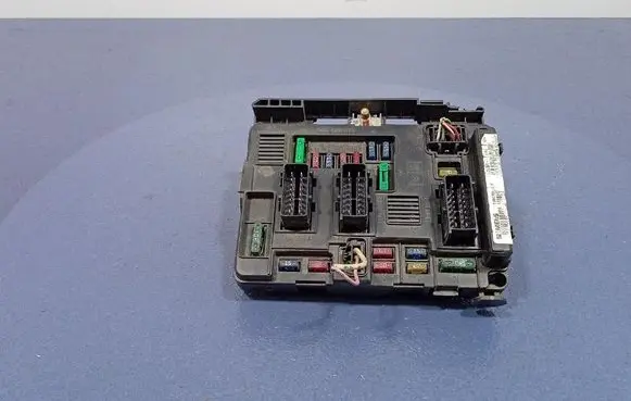 Citroen Xsara Picasso Fuse box set 9643498780