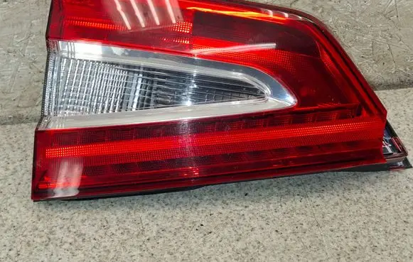 Ford Galaxy Tailgate rear/tail lights 2TZ01056002 AM2113A602ED