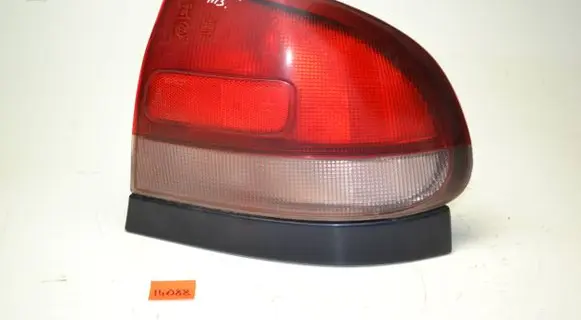 Mazda 626 Rear/tail lights 0431392R C215W