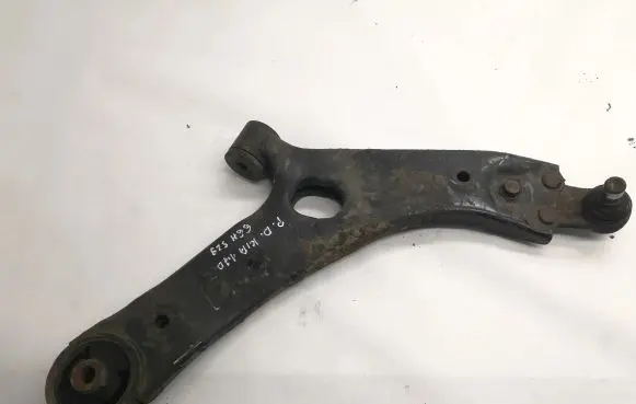 KIA Sportage Front lower control arm/wishbone