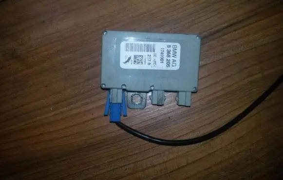 BMW 7 E65 E66 Antenna control unit 8368205 1749901