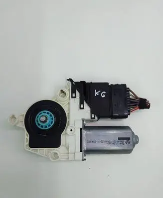 Skoda Octavia Mk2 (1Z) Rear door window regulator motor 5K0959794 05075772