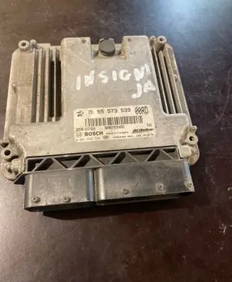 Opel Insignia A Engine control unit/module 55573539 55573560 0281015774