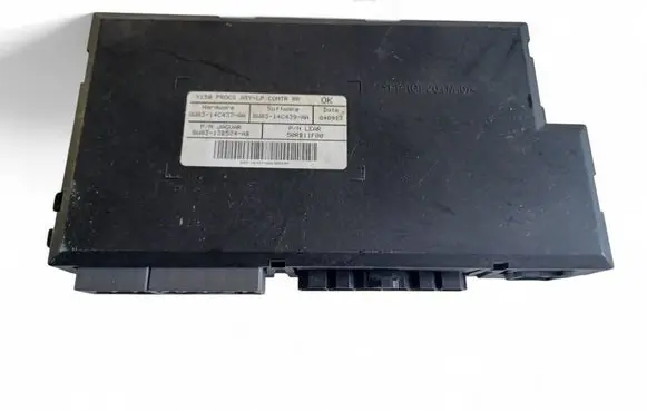 Jaguar XK - XKR Comfort/convenience module 8W8314C437AA-JAG 8W83-14C437-AA