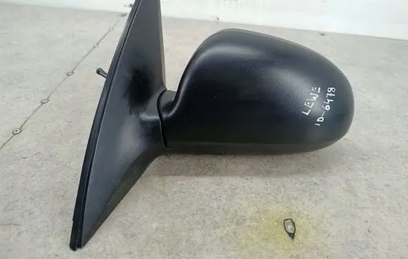 Hyundai i30 Front door electric wing mirror 