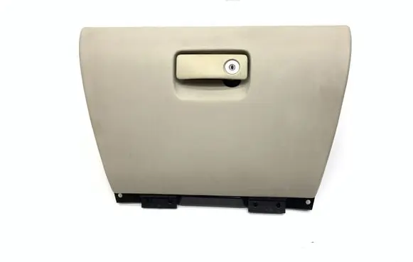 Glove box