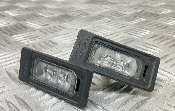 Audi A3 S3 8V Number plate light 4G0943021