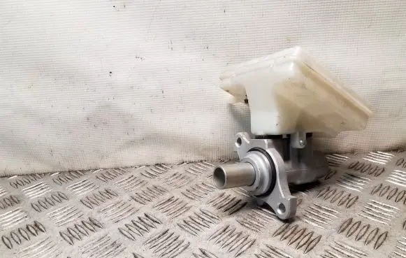 Mini One - Cooper Coupe R56 Master brake cylinder 6772413 34336772413