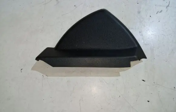 Mercedes-Benz C W204 Dashboard side end trim A2046800078