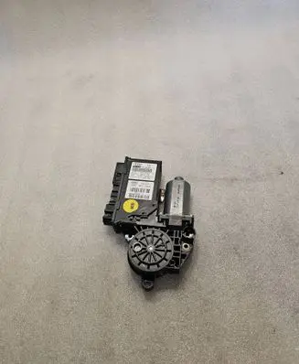 Audi A8 S8 D3 4E Front door window regulator motor 4E1959802 4E1910802 992821103