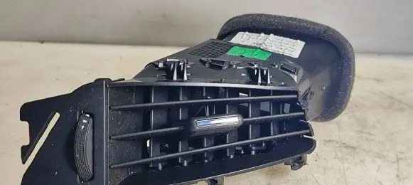 Opel Cascada Dash center air vent grill 13300564 20130311