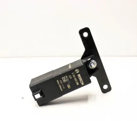 Iveco Daily 6th gen Glow plug pre-heat relay 0281003248