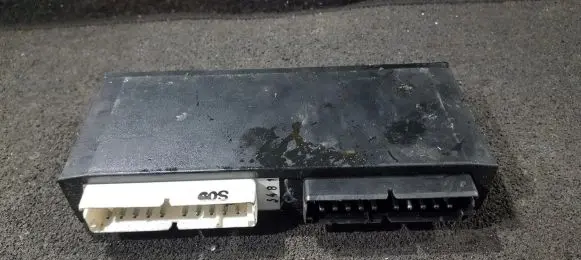 BMW 5 E34 Comfort/convenience module 61351379741 6061.40x.01e