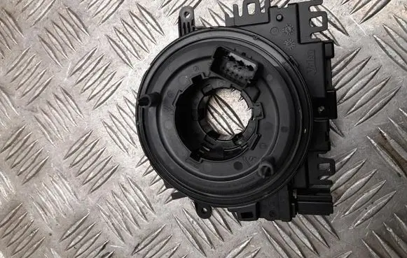 Volkswagen Tiguan Airbag slip ring squib (SRS ring) 5Q0953569A