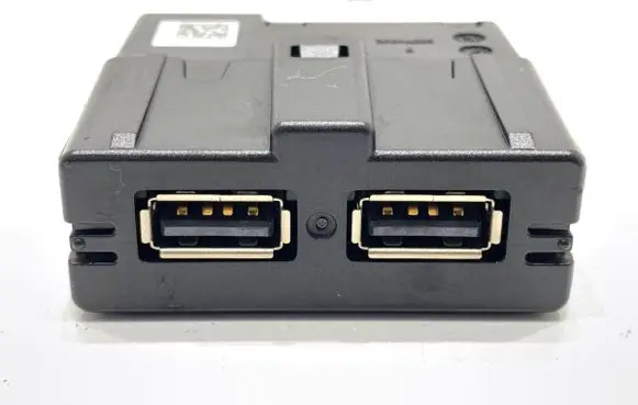 Seat Leon (5F) USB socket connector 5Q0035726L