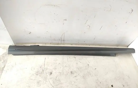 Mercedes-Benz C W205 Sill R9082140 03072018 155020L
