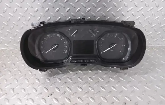 Citroen Jumpy Speedometer (instrument cluster) 9831168780 983116878000 9837473080