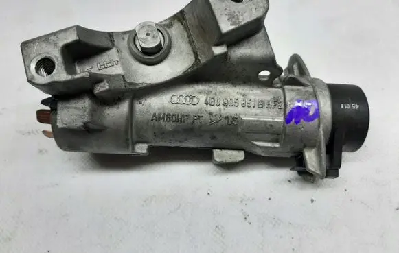 Audi A4 S4 B5 8D Ignition lock 4B0905851B
