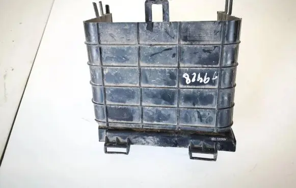 Volkswagen Tiguan Battery box tray 3c0915336a