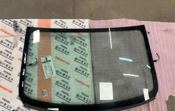 Audi A5 Rear windscreen/windshield window 8W6845501F