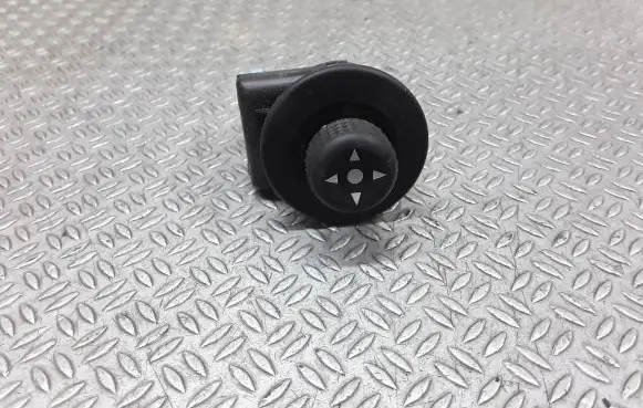Citroen Berlingo Wing mirror switch