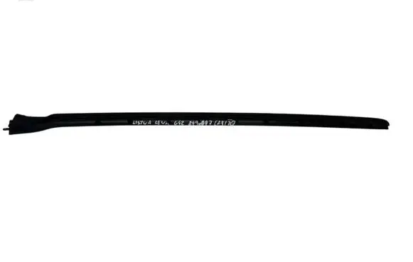 BMW 2 G42 Front door glass trim molding 8494697