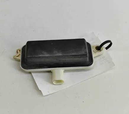 Tesla Model X Tailgate/boot open switch button 105563100B