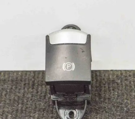 Maserati Ghibli Hand parking brake switch 670020773