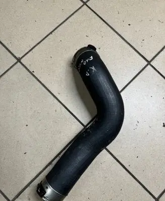 BMW 5 F10 F11 Intercooler hose/pipe 7810615 2794120211