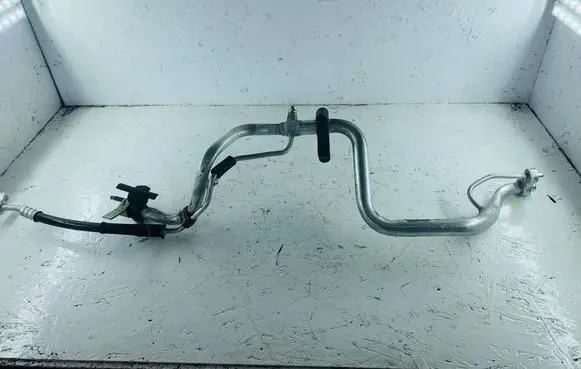 Chevrolet Camaro Air conditioning (A/C) pipe/hose 9L68