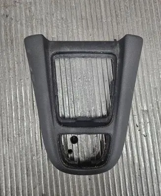 Opel Zafira C Gear shifter surround trim plastic 13293509 1025708